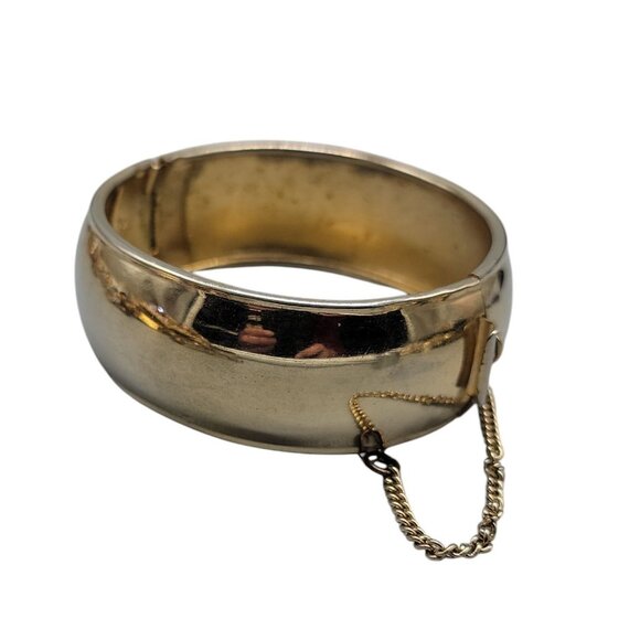 Coro Pegasus Wide Bangle Bracelet W/Safety Chain Gold Tone Vintage Sz 7 .92" - Picture 8 of 14